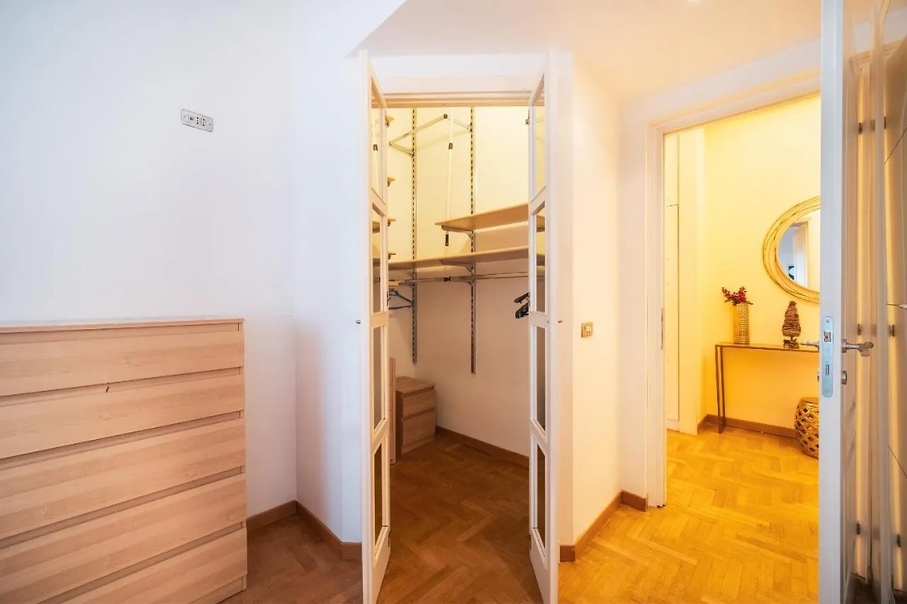 Apartment St. Peter Hill Buddyrent Rome Italy